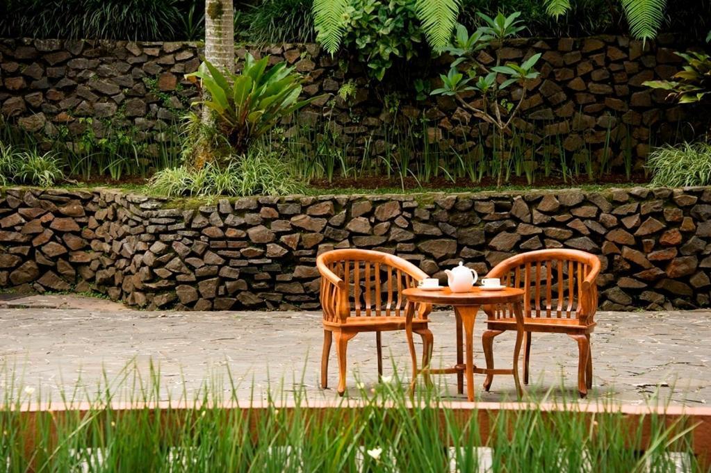 Sangria Resort And Spa Лембанг Екстер'єр фото